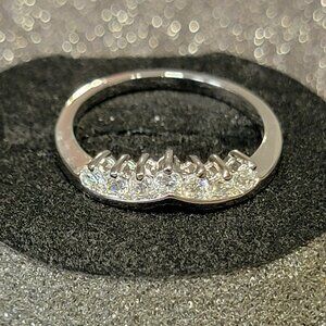 Avon Vintage Faux Diamond Silver Toned Ring